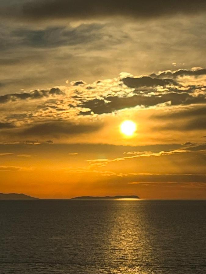 Bluemoon Suites Sarandë Exteriér fotografie