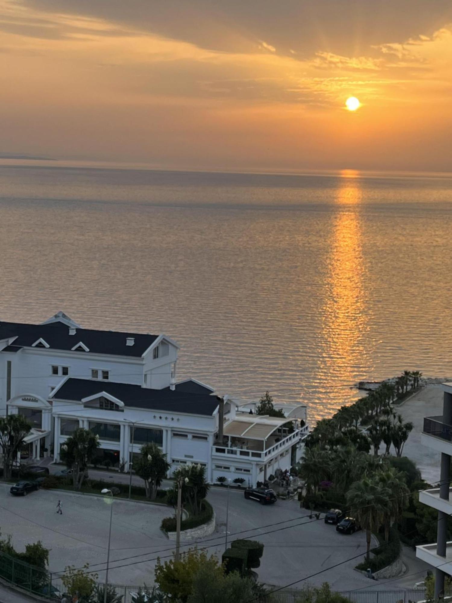 Bluemoon Suites Sarandë Exteriér fotografie