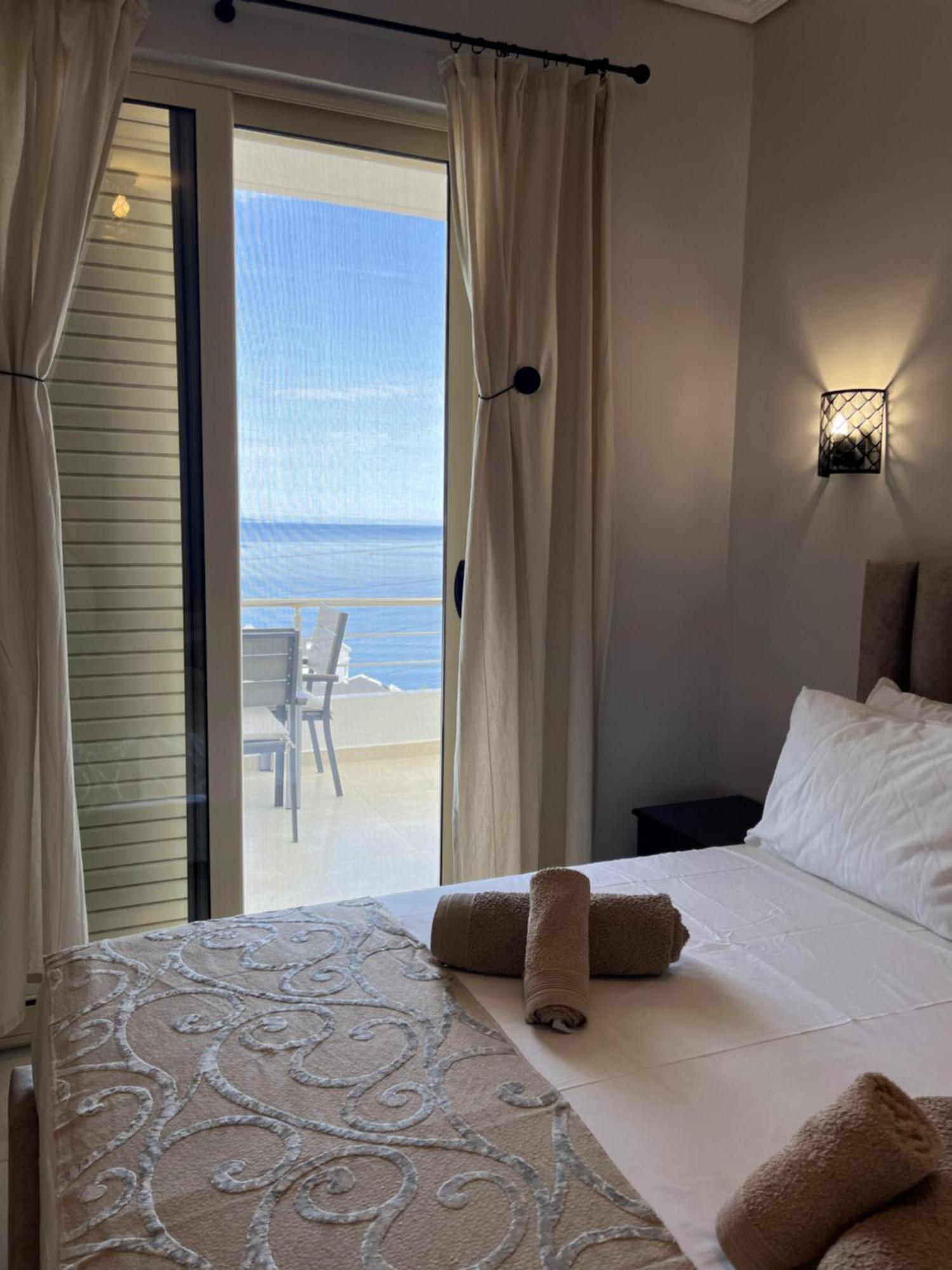 Bluemoon Suites Sarandë Exteriér fotografie